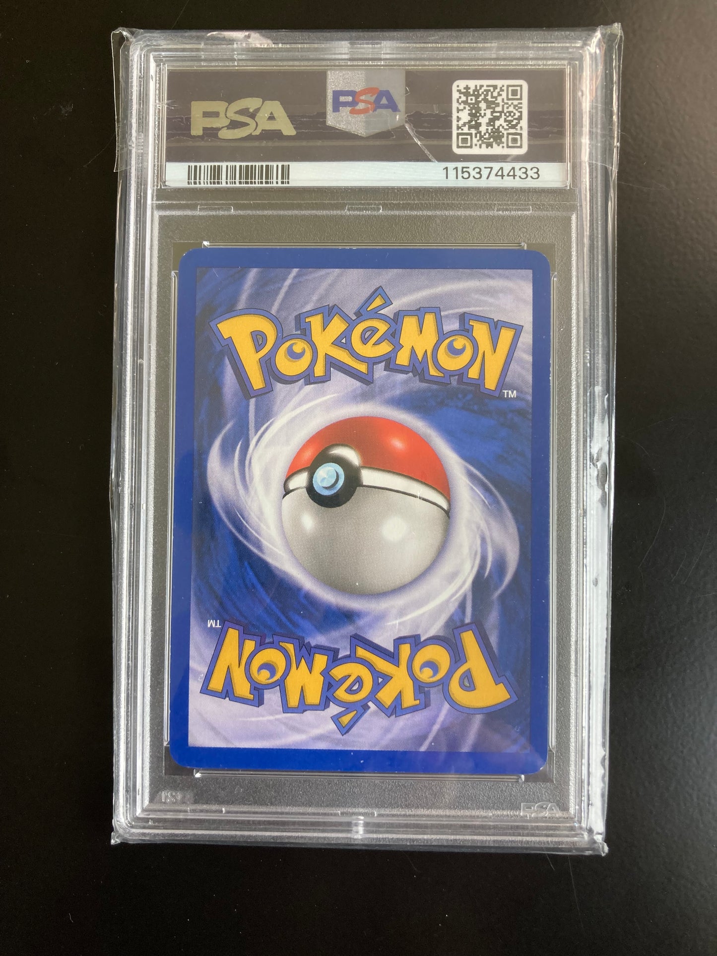 PSA 7, Vintage Dark Charizard-Holo #4/82