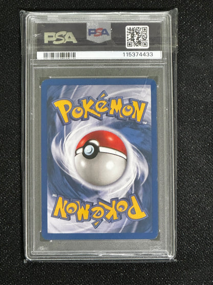 PSA 7,  Vintage Dark Charizard-Holo #4/82